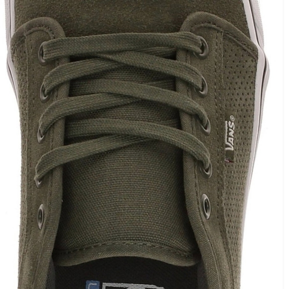 VANS Chukka/Grape Leaf/Classic Skate Shoes - Picture 9 of 9